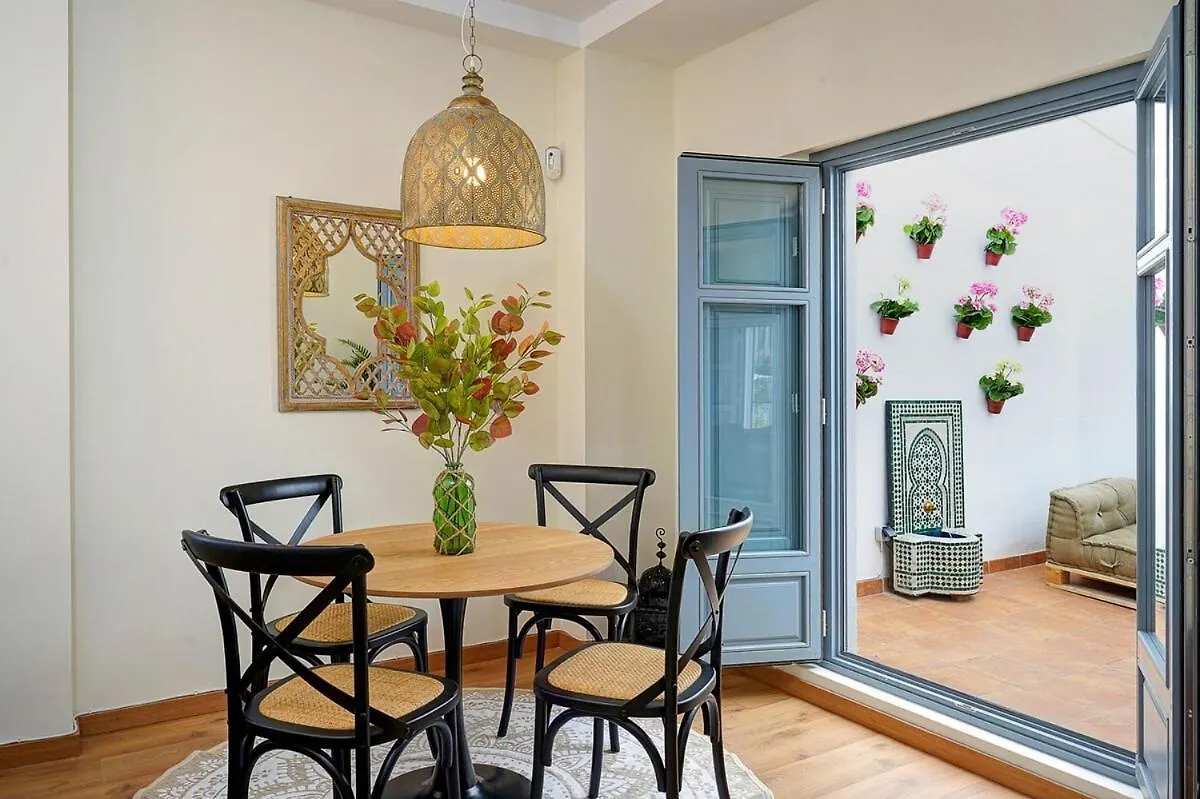 Luxury Alhambra Views Apartment Granada