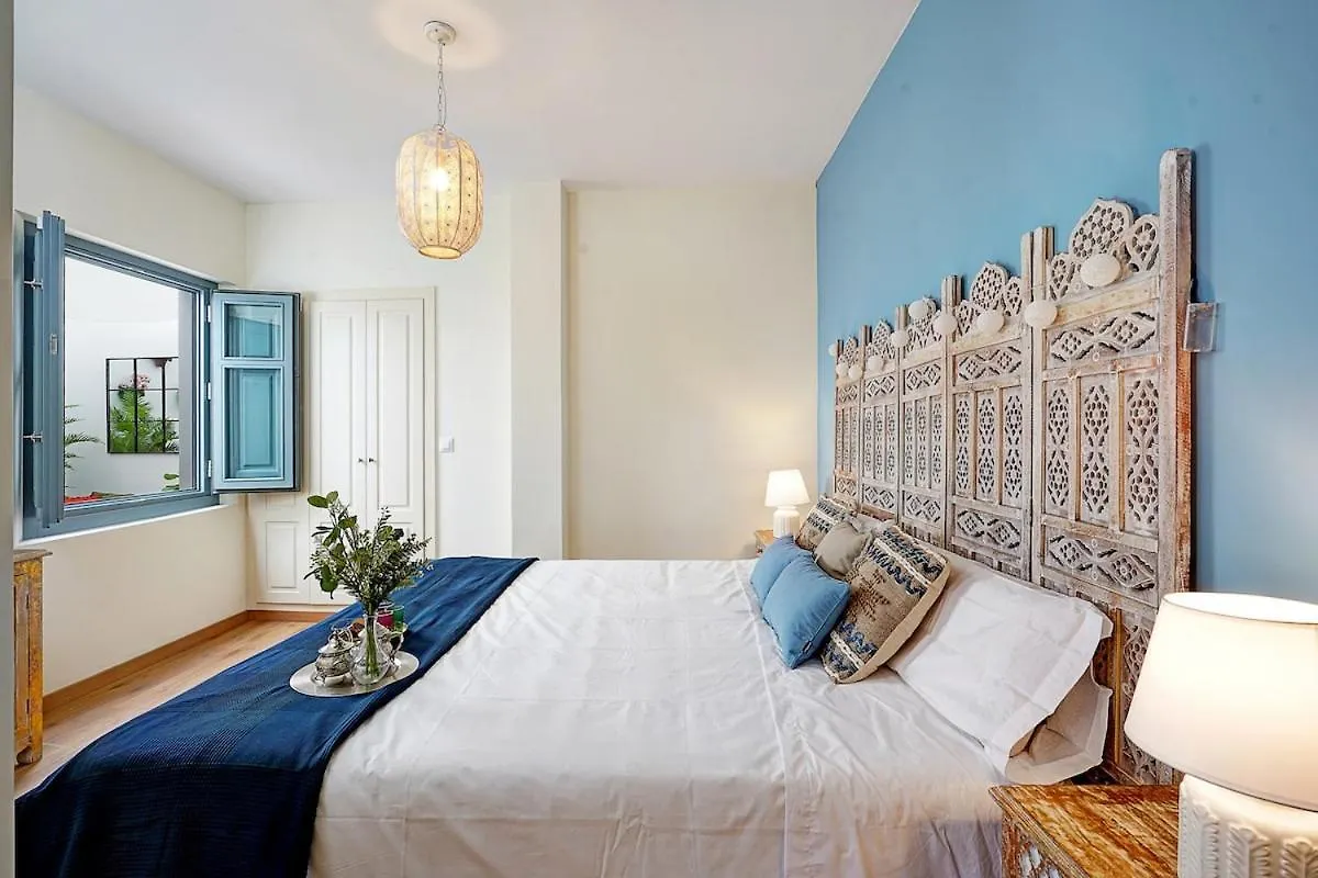 Luxury Alhambra Views Apartment Granada 0*,
